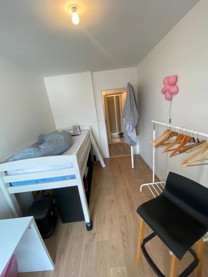 Super Chambre Avec Bureau Courcouronnes Eksteriør billede