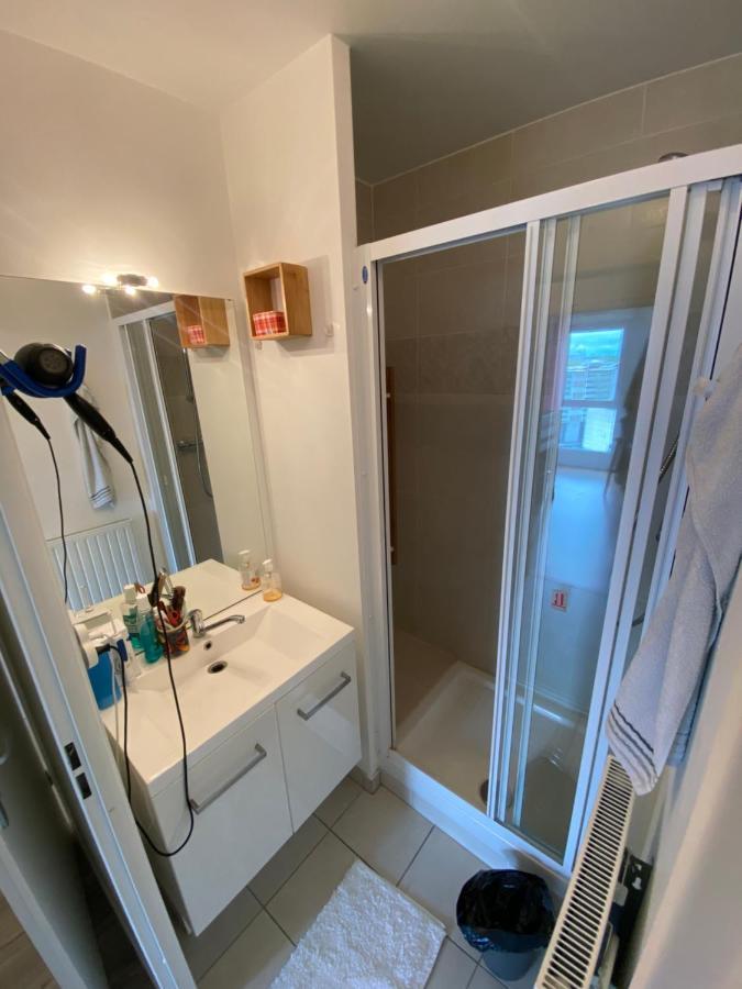 Super Chambre Avec Bureau Courcouronnes Eksteriør billede